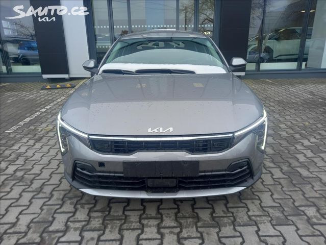 Kia K4